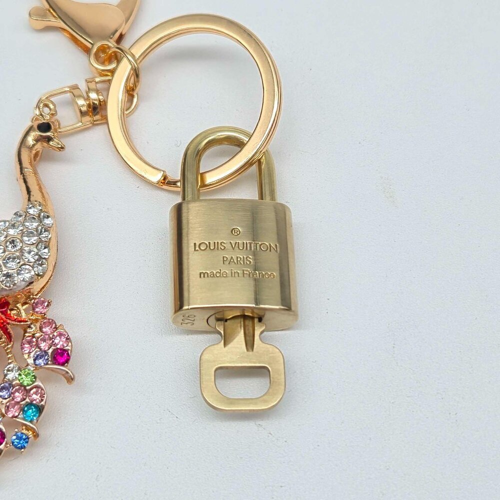 Louis Vuitton Gold Lock 🔑 Authentic LV Padlock + Bag Unbranded Peacock Charm - Picture 5 of 10